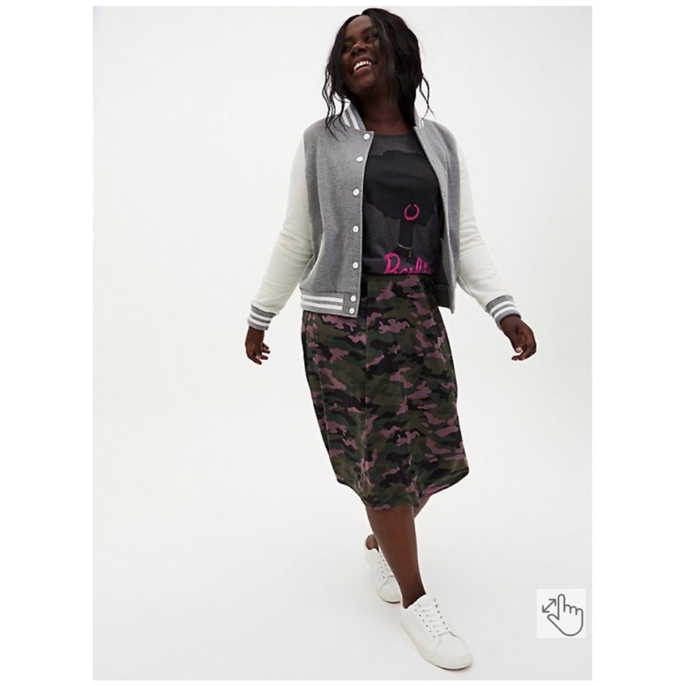NEW Torrid 4 Heather Grey & White Fleece Crop Varsity Bomber Jacket - Picture 5 of 9